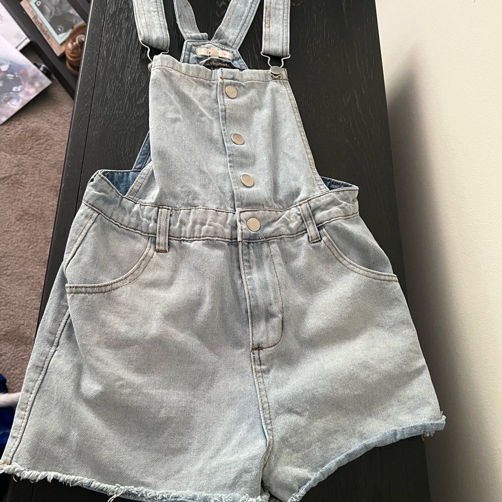 Over all’s , never worn . Womens size small